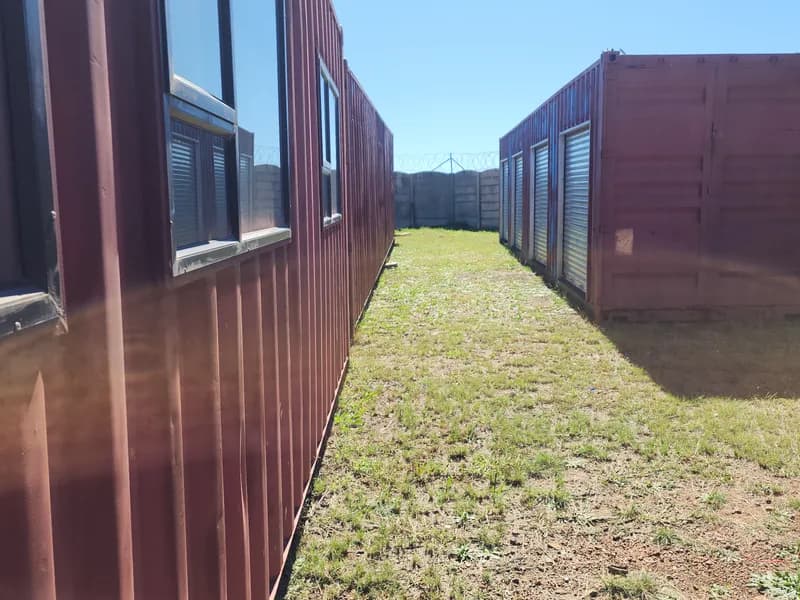Two conversions with a walkway between